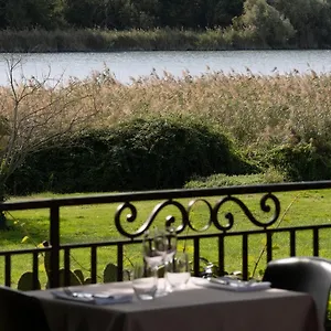 Hotel Logis Les Vieilles, Granges-les-Beaumont