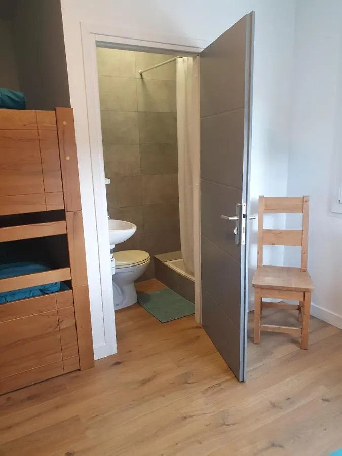 Chalet Jaune Chamechaude Sarcenas